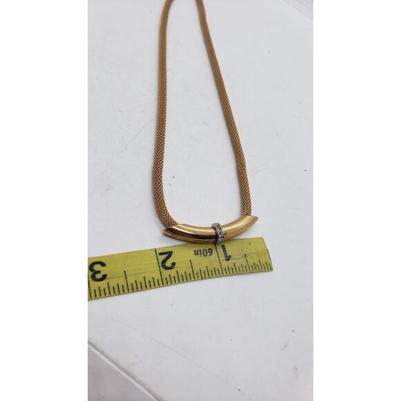 Vintage Avon Gold Tone Hollow Mesh Necklace Curved Bar Rhinestone Accent 1970s - Picture 4 of 9